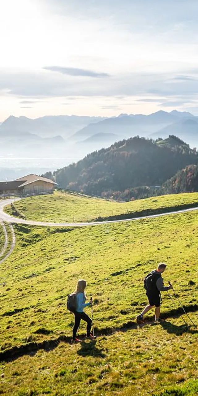 web-Kaiserwinkl-Urlaub-Aktivitaeten-Wandern-Herbst-Herbstwandern-3.jpg