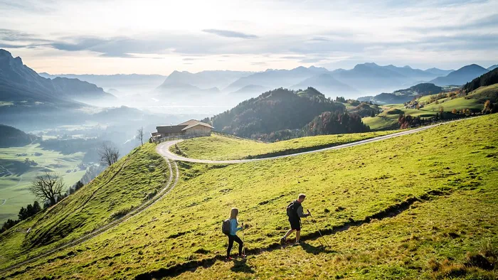 web-Kaiserwinkl-Urlaub-Aktivitaeten-Wandern-Herbst-Herbstwandern-3.jpg